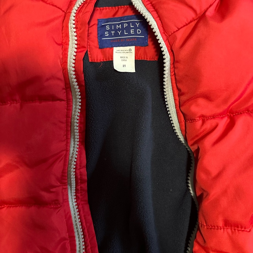 Simply Styled Puffer - Picture 2 of 3